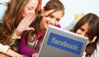 adolescenti-il-pericolo-di-facebook
